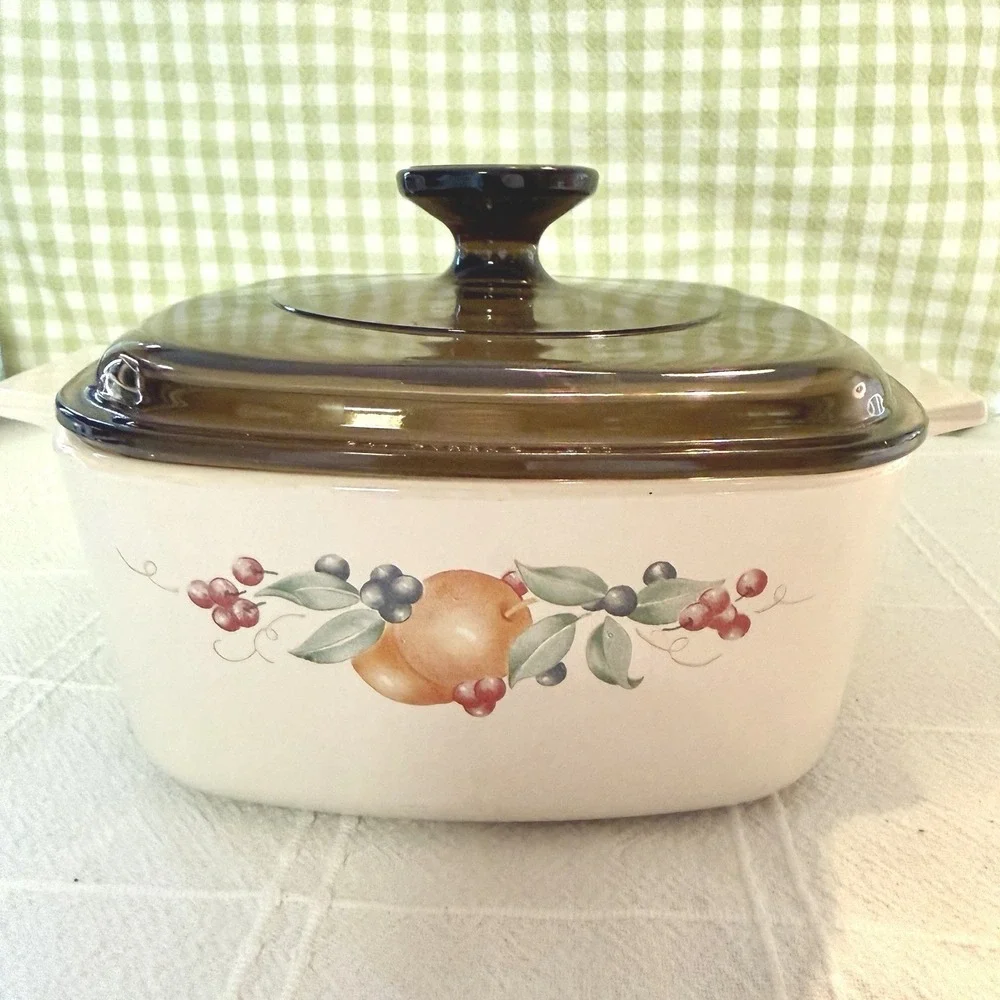Vintage 90's Corning Ware Abundance Casserole 1.5L Dish With Amber Pyrex Lid